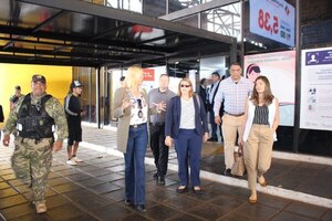 Diario HOY | Titular de Migraciones y Cónsul General de EEUU verificaron control fronterizo en CDE