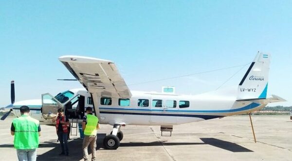 Fernando Lugo ya está rumbo a Argentina para continuar con su rehabilitación