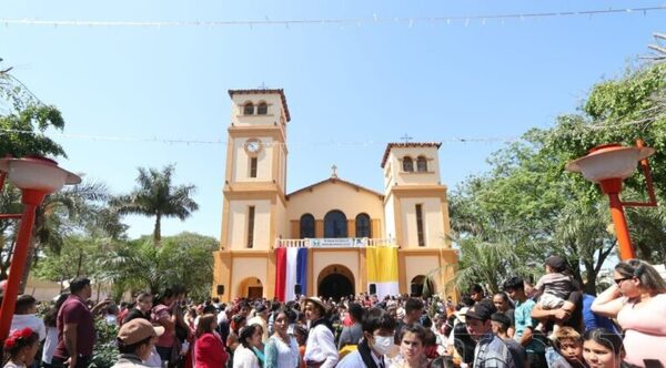 Pese a prohibición del párroco, realizaron el “vito” de dinero en Guarambaré