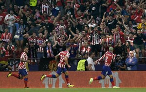 En un final emotivo y cambiante, Atlético Madrid derrotó al Porto en casa