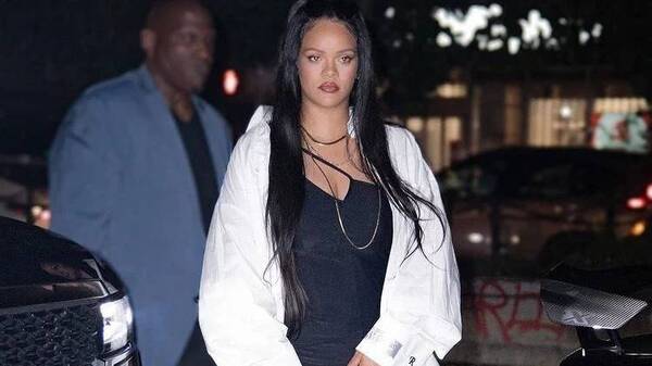 Crónica / ¿Qué pasó? ¡Rihanna se quedó a ayudar en la limpieza en un restaurante!