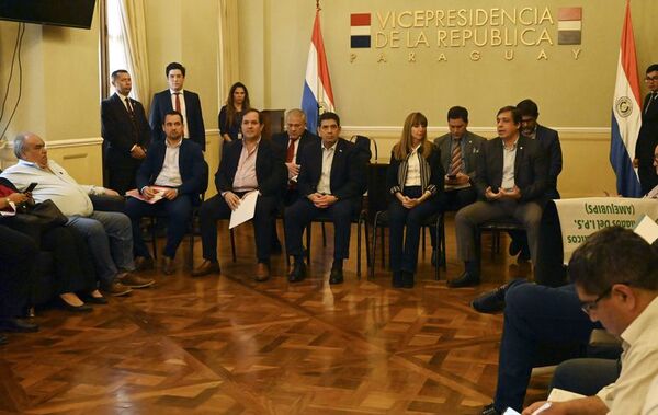 IPS: Samaniego negocia con sindicatos y promete retirar proyecto de ley - Nacionales - ABC Color