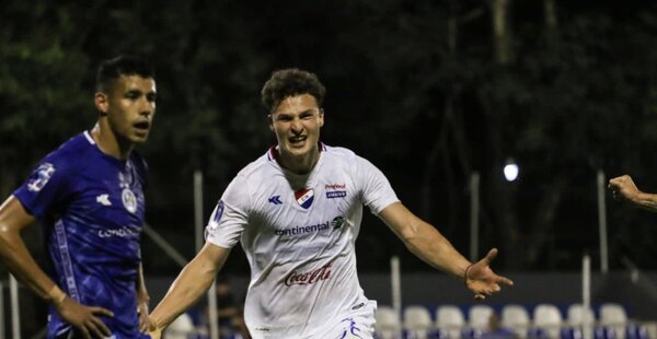 Nacional aplasta a Sol y se anota en los cuartos de final de la Copa Paraguay