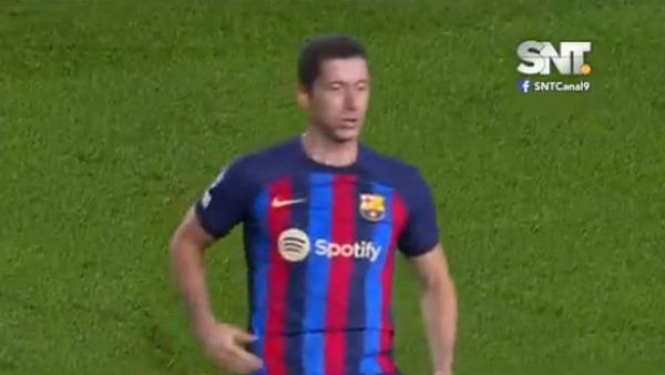 Champions por el SNT: Lewandowski guió al Barcelona - SNT