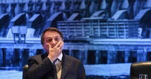 La Nación / Bolsonaro desacredita encuestas