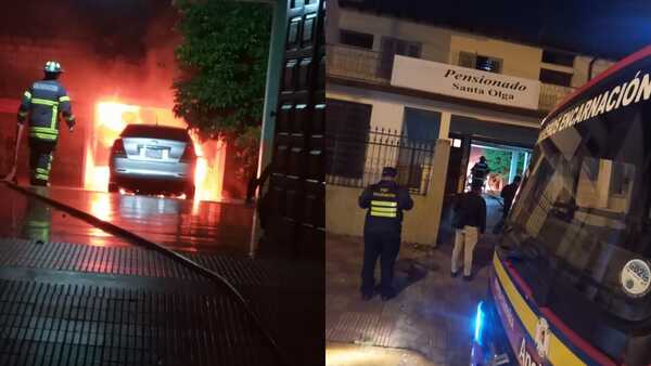 Incendio en pensionado consume totalmente un depósito y parte de un vehiculo