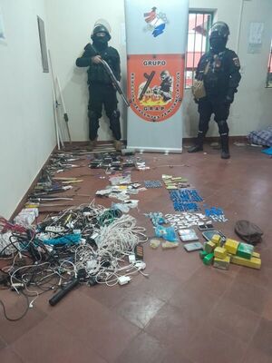 Incautan 33 celulares de integrantes del PCC, recluidos en Coronel Oviedo - Judiciales.net