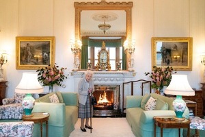 Preocupa salud de la Reina Isabel II | 1000 Noticias
