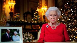 Reina Isabel II, bajo supervisión por preocupación sobre su salud