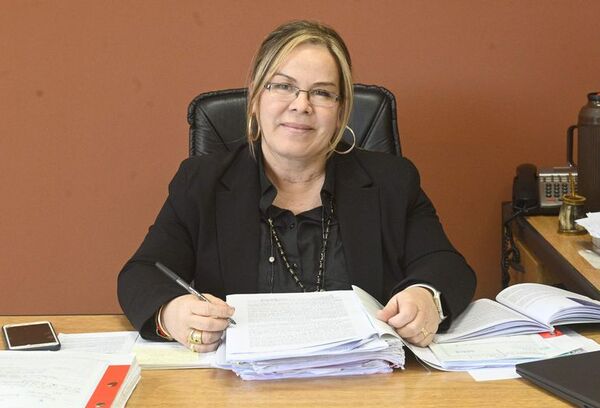 Condena de RGD y su hijo se ejecutó en solo 9 meses - Nacionales - ABC Color