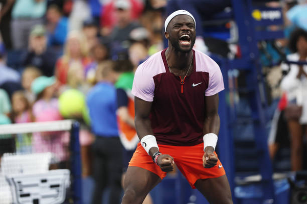 Tiafoe encarna el sueño americano: derrota a Rublev y es semifinalista del US Open