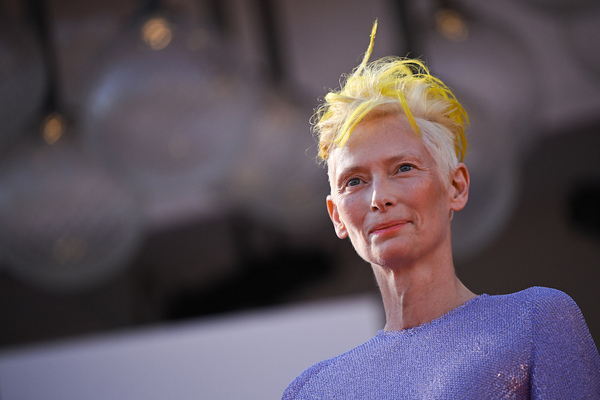Diario HOY | Tilda Swinton protagonista en Venecia con un filme sobre la pérdida de la madre