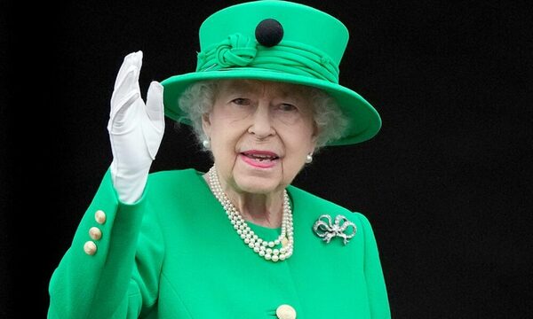 En medio de rumores vaíchos, informan que la Reina Isabel está en grave estado