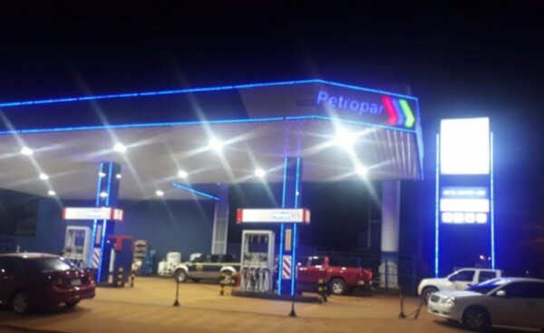 Surtidor fue visitado por cuatro motoasaltantes, anoche