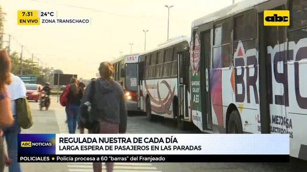 Larga espera de pasajeros - ABC Noticias - ABC Color
