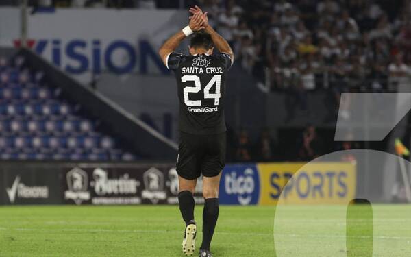 Crónica / ¿Socios plantean quitar a Roque del paseo de las estrellas del Olimpia?