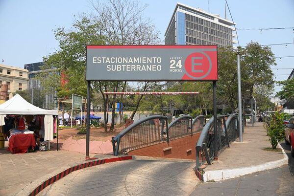 Piden esclarecer situación de estacionamiento en Plaza de la Democracia - Nacionales - ABC Color