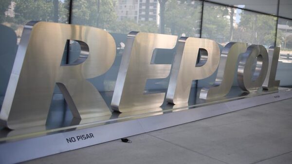 Repsol venderá a EIG el 25% de su negocio Upstream por 4.850 millones - Revista PLUS