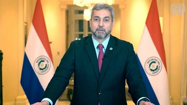 Mario Abdo envía sus condolencias por la muerte de la reina Isabel II