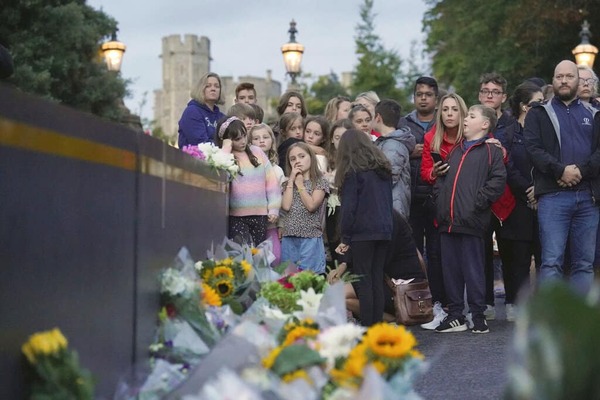 Diario HOY | El ataúd de Isabel II yacerá 24 horas en la catedral escocesa de St Giles