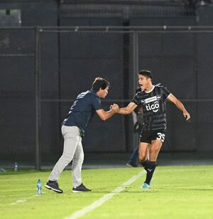 Garnero, 350 partidos en el fútbol paraguayo - Fútbol - ABC Color