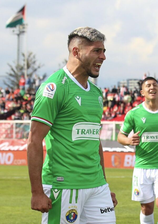 Doblete de Luis Riveros para Audax Italiano en el fútbol chileno - Fútbol - ABC Color