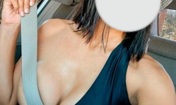 ¡Mirá que chofer y modelo no usa corpiño con el cinturón de seguridad!