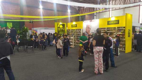 Libroferia Encarnación con múltiples actividades