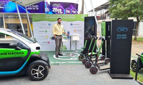 ITAIPU conmemora el día del vehículo eléctrico e impulsa la electromovilidad en la región