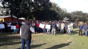 Pobladores exigen el asfaltado de la ruta que une a varias compañías de Caazapá  - Nacionales - ABC Color
