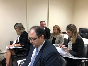 Fiscalía se allanó al sobreseimiento definitivo para Javier Zacarías Irún y Sandra McLeod | 1000 Noticias