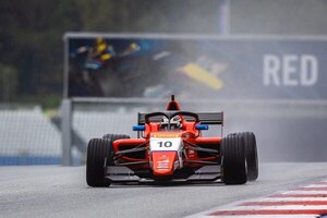 Duerksen va progresando en los test colectivos en Red Bull Ring