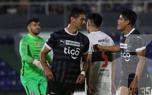 Crónica / Roque decide romper el silencio tras su frase "partido recreativo"