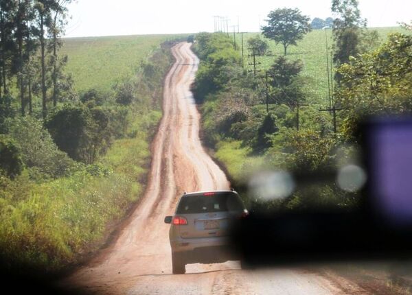 Luz verde para asfaltar acceso a Puerto Indio - La Clave