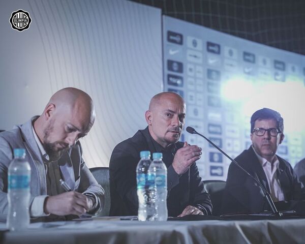 Éxito en la asamblea de Olimpia: Cardona y la alternativa financiera ante las deudas - Olimpia - ABC Color