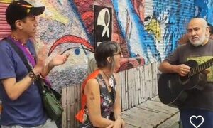 Grupo Aterciopelados visitó la Chispa y escucharon polka
