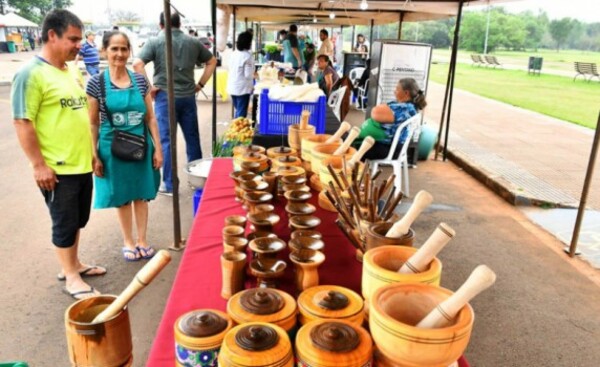 Invitan a la feria de la Costanera Hernandarias