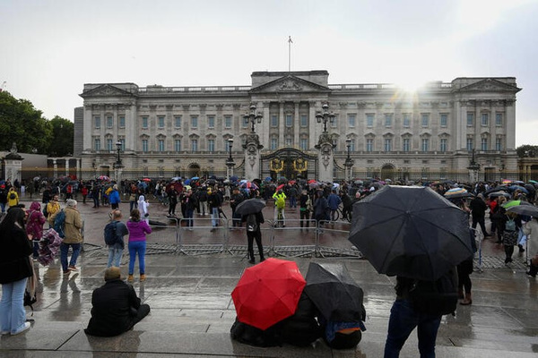 Inician un período de 10 días de luto en homenaje a Isabel II en Gran Bretaña - ADN Digital