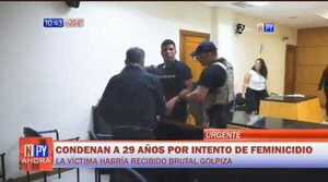 (VIDEO). La violenta reacción de un condenado por intento de feminicidio y su padre no se quedó atrás