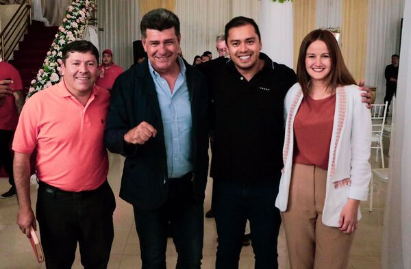 Finalmente, Miguel Prieto confirmó apoyo a Efraín Alegre - El Trueno