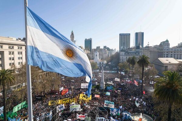 Analistas en Argentina suben la expectativa de la inflación al 95 % en 2022 - Mundo - ABC Color