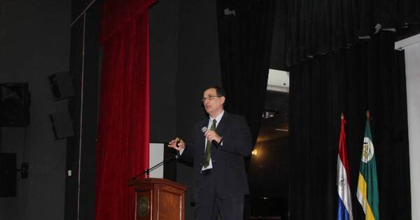 La Nación / Día del Administrador: estudiantes valoran lo relevante de liderar negocios en pandemia