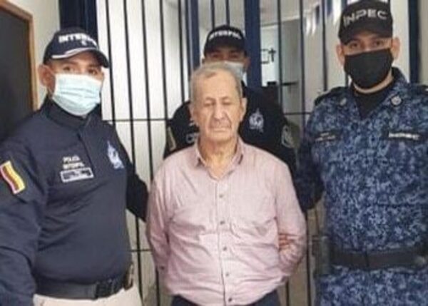 Exparamilitar colombiano Hernán Giraldo acusado de abuso de menores