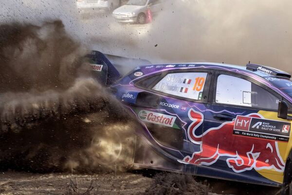 El francés Sébastien Loeb se sitúa como nuevo líder - ABC Motor 360 - ABC Color