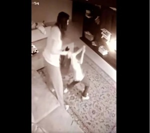 Niña maltratada: imputan al padre y la madrastra - Unicanal