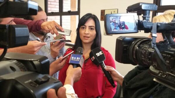 Fiscala Katia Uemura se disculpa por sus declaraciones tras crimen de Humberto Coronel