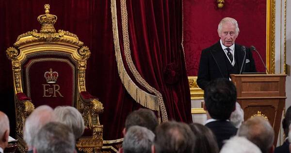 La Nación / Carlos III fue oficialmente proclamado como el nuevo monarca del Reino Unido