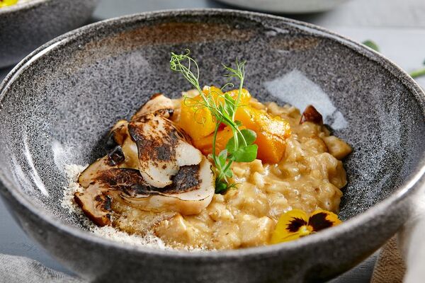 A lucirse esta noche con un risotto azafranado con hongos y crema de calabaza - Gastronomía - ABC Color