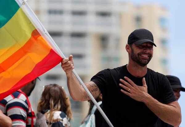 Ricky Martin es querellado por supuesta agresión sexual