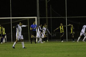 Tacuary vuelve a sonreír y hunde cada vez más a Guaraní